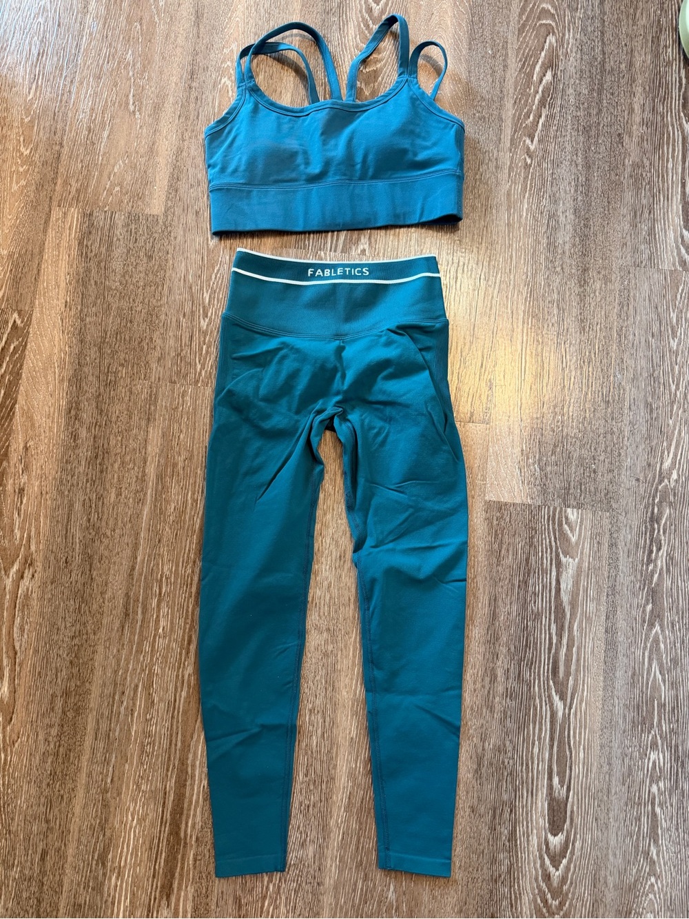 Fabletics set